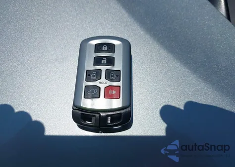 2019 Toyota Sienna Xle 7 Passenger из США, поврежденный, VIN 5TDDZ3DC2KS210385